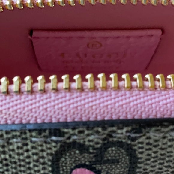 🎀🛍🎀  GUCCI X DISNEY DAISY DUCK PENCIL CASE 🎀🛍🎀 NWT 🎀🛍🎀 - Picture 12 of 16